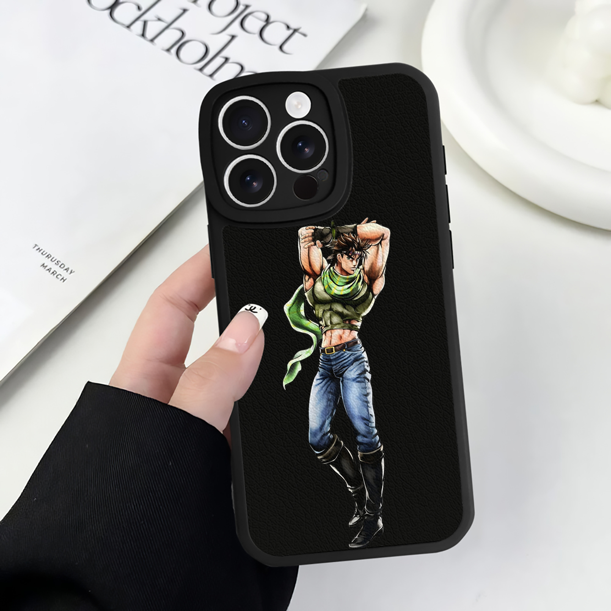 （画像用） ジョジョの奇妙な冒険 ジョセフ?ジョースター JoJo's Bizarre Adventure Joseph Joestar 【iPhone 16シリーズ対応】シリコンスマホケース（レザー調） 材質：シリコン